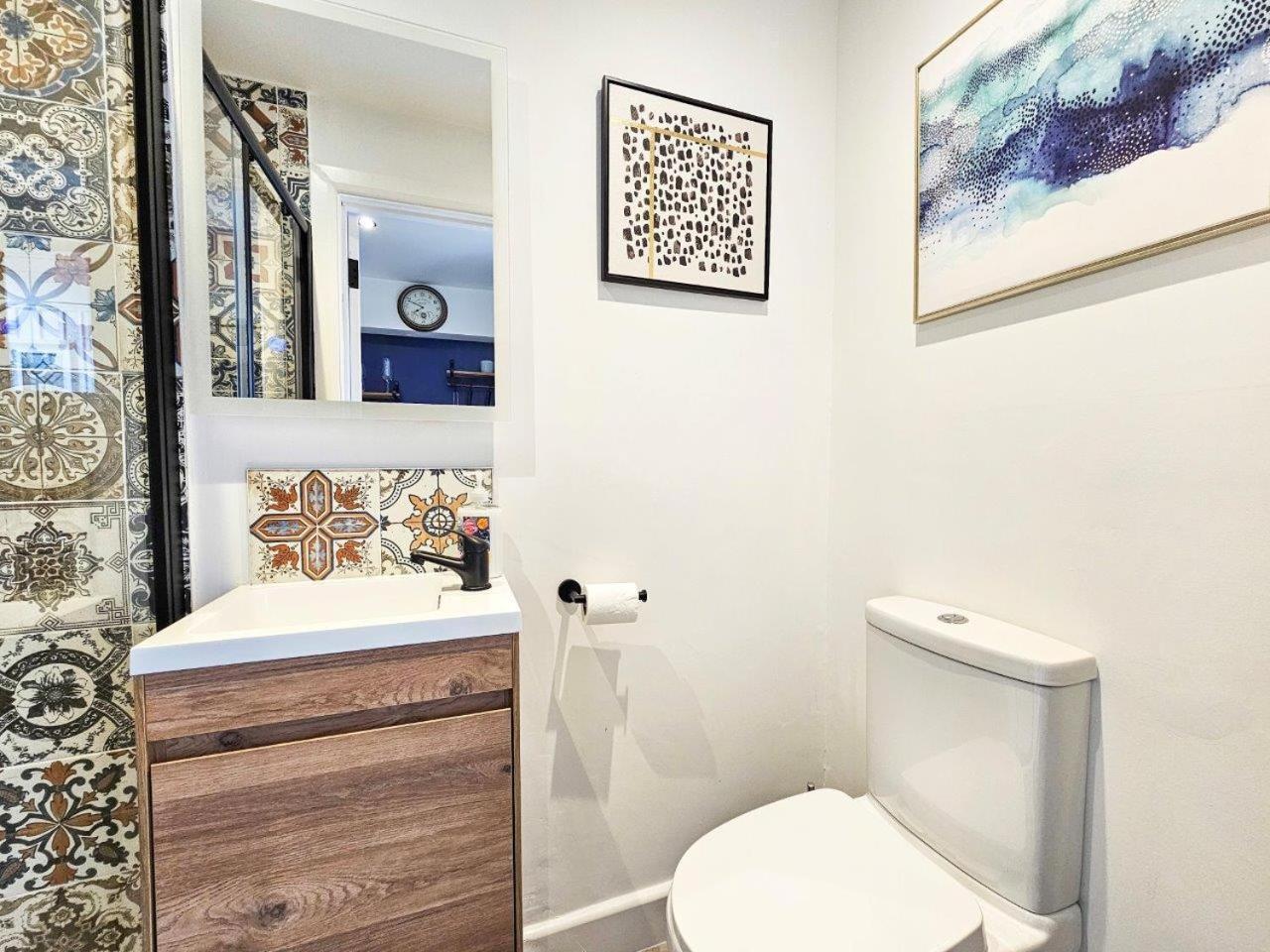 Cobblestone Studio By Fortuna Property Cheltenham Bagian luar foto